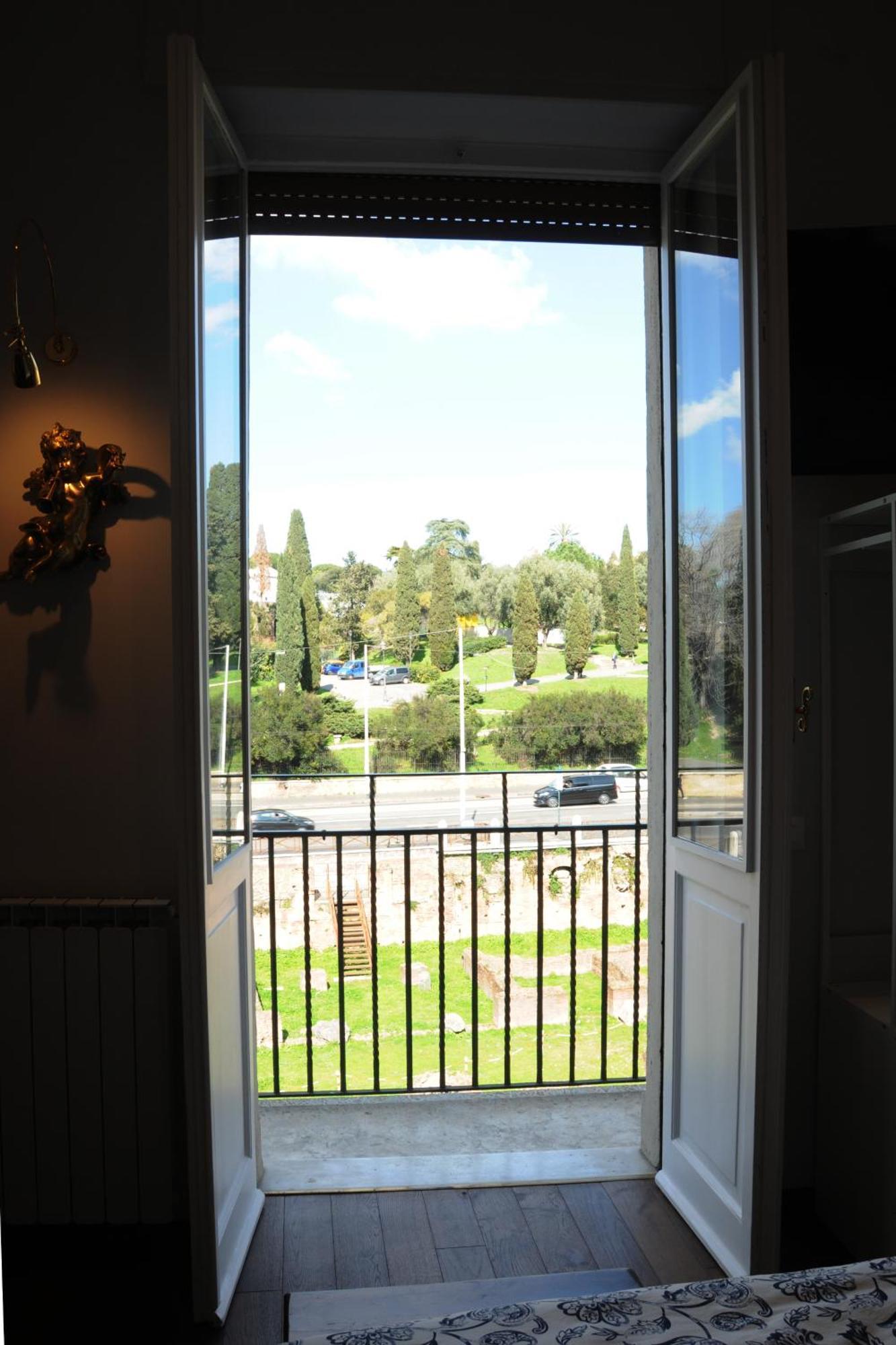 A Casa Di Lu, Al Colosseo - Guest House Rom Exteriör bild